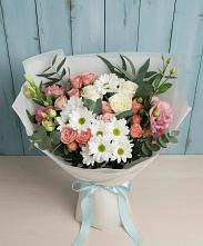 Букет цветов из:  Розы, Лизиантусы и Хризантемы #REPLACE_PRED# Чамлыкской