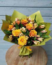 Букет цветов из:  Альстромерии и Розы в Чамлыкской