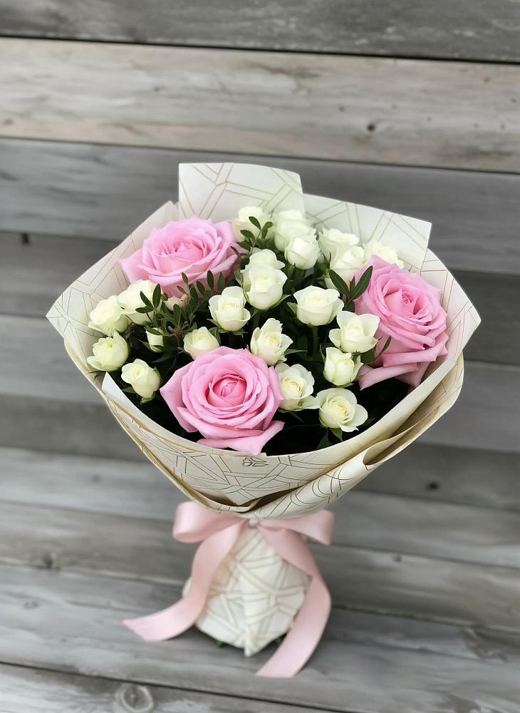 Букет цветов из: Розы в Чамлыкской