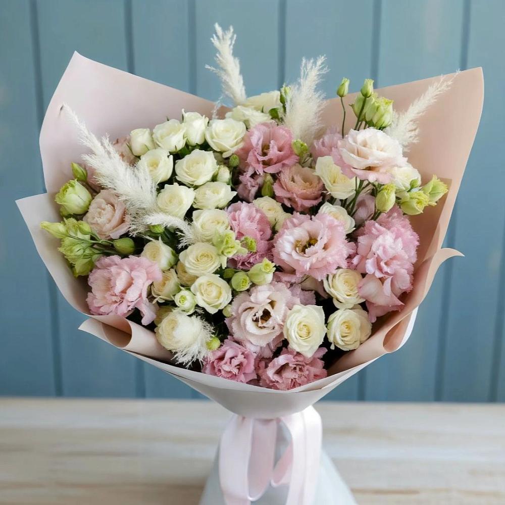 Букет цветов из: Альстромерии и Розы в Чамлыкской