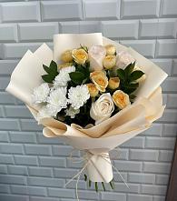 Букет цветов из:  Розы и Хризантемы #REPLACE_PRED# Чамлыкской