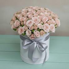 Цветочная композиция из Розы в шляпной коробке в Чамлыкской