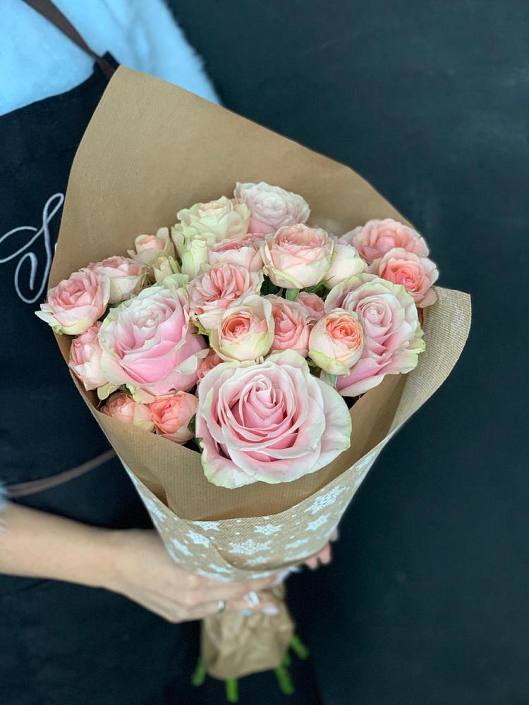 Букет цветов из: Хризантемы и Розы в Чамлыкской