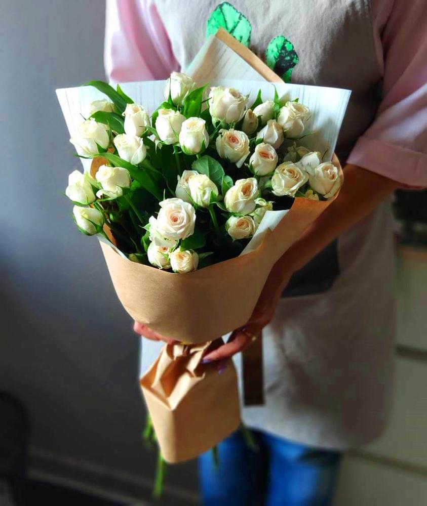 Букет цветов из: Розы в Чамлыкской
