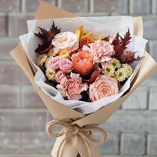 Букет цветов из:  Гвоздики, Хризантемы и Розы в Чамлыкской