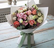 Букет цветов из:  Розы, Лизиантусы и Гвоздики в Чамлыкской