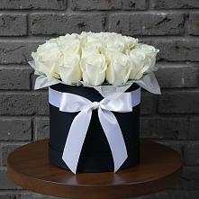 Цветочная композиция из Розы в шляпной коробке в Чамлыкской